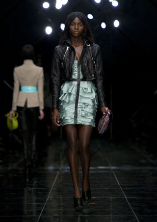 Burberry Spring-Summer 2011