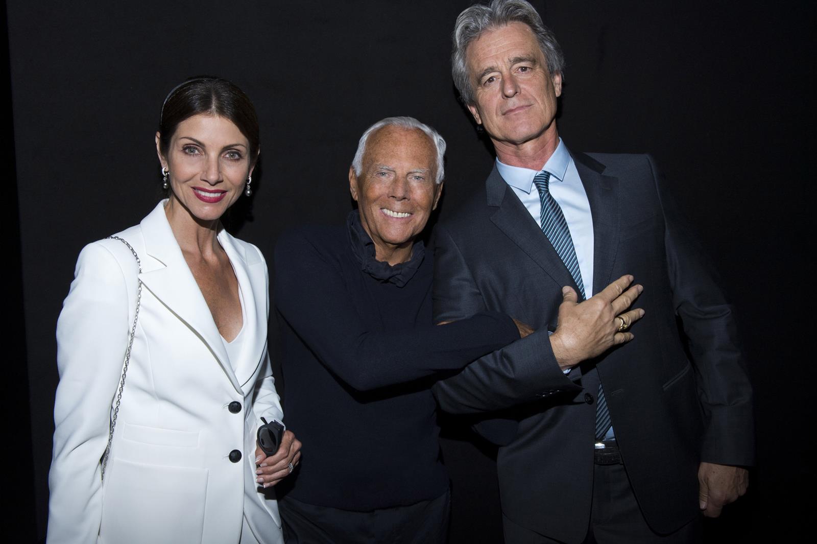 Malissa e Bobby Shriver con Giorgio Armani