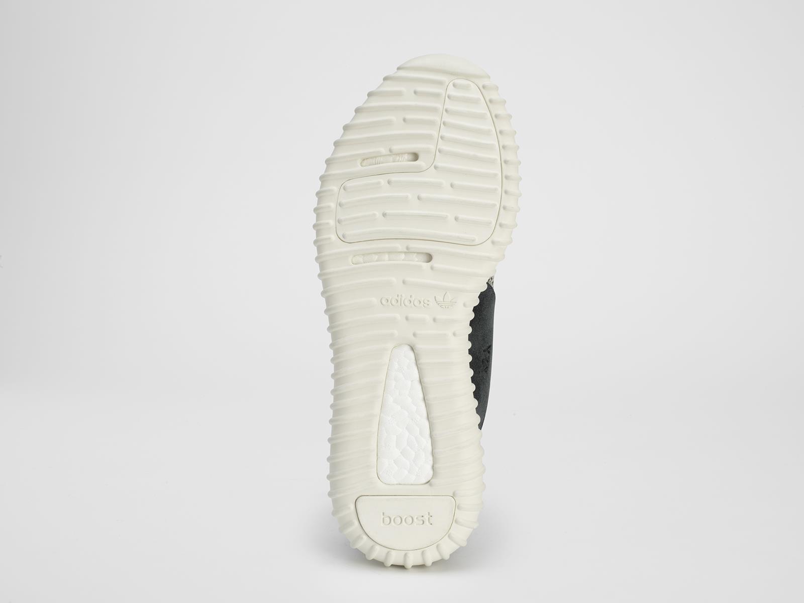 Yeezy Boost 350 by Kanye West e adidas Originals
