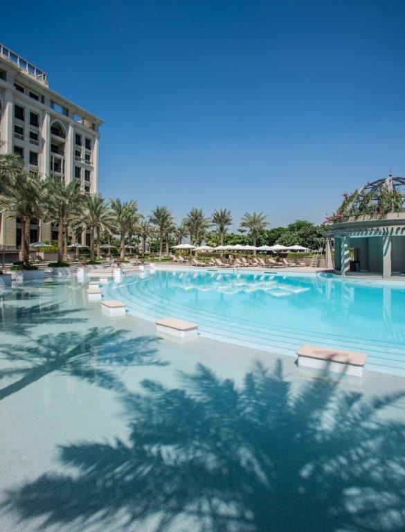 Palazzo-Versace-Hotel_Dubai_Pool