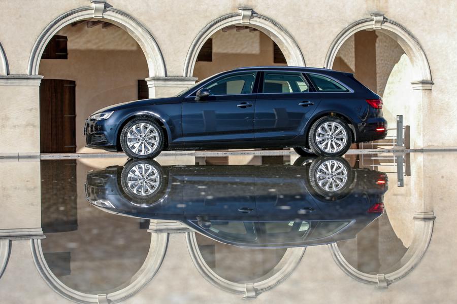Audi A4 (3)