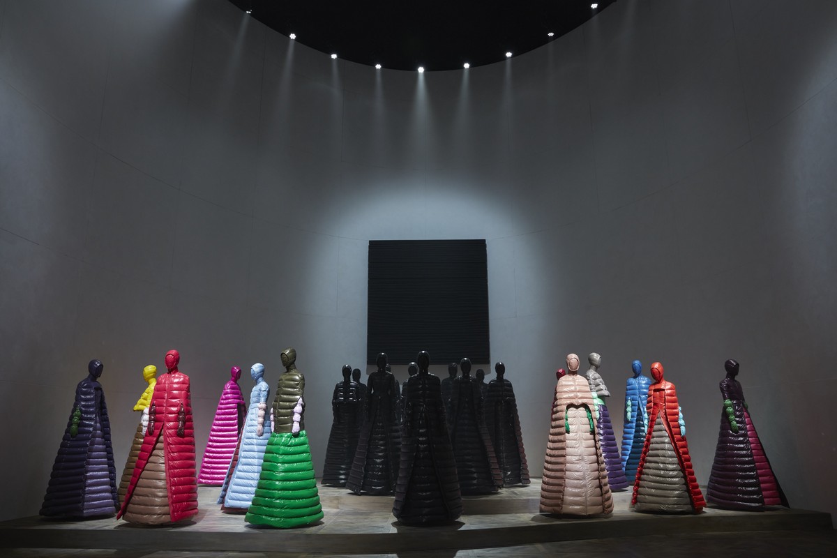 Moncler svela a Milano Moda Donna gli otto progetti creativi di Moncler Genius