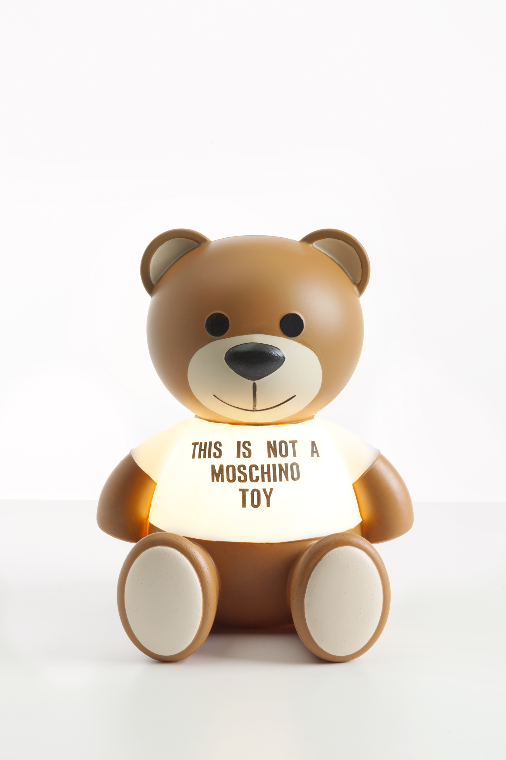 TOY LA NUOVA LAMPADA KARTELL FIRMATA MOSCHINO