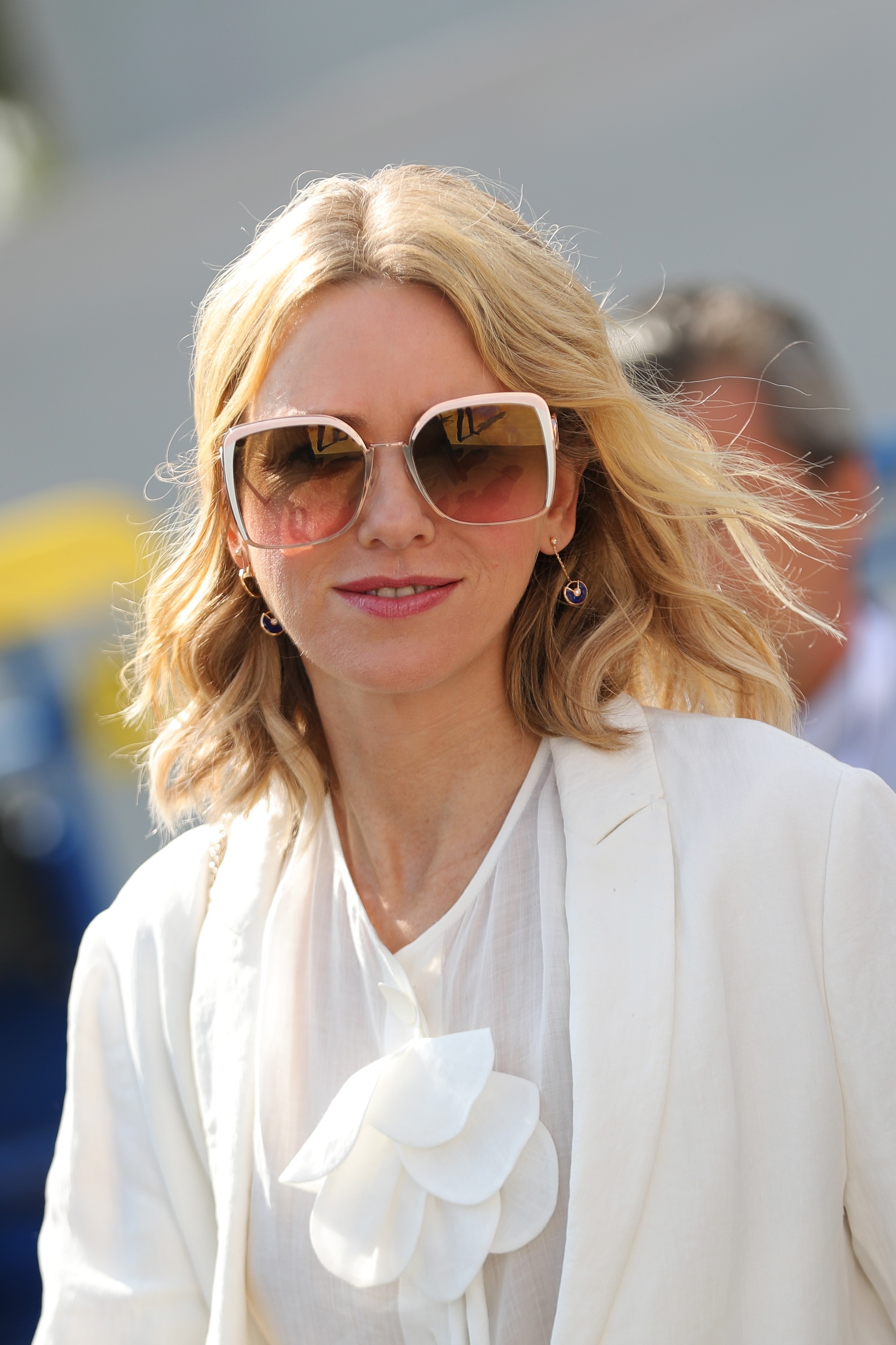 Naomi Watts con F IS FENDI sunglasses (Photo by Vittorio Zunino Celotto/GC Images)