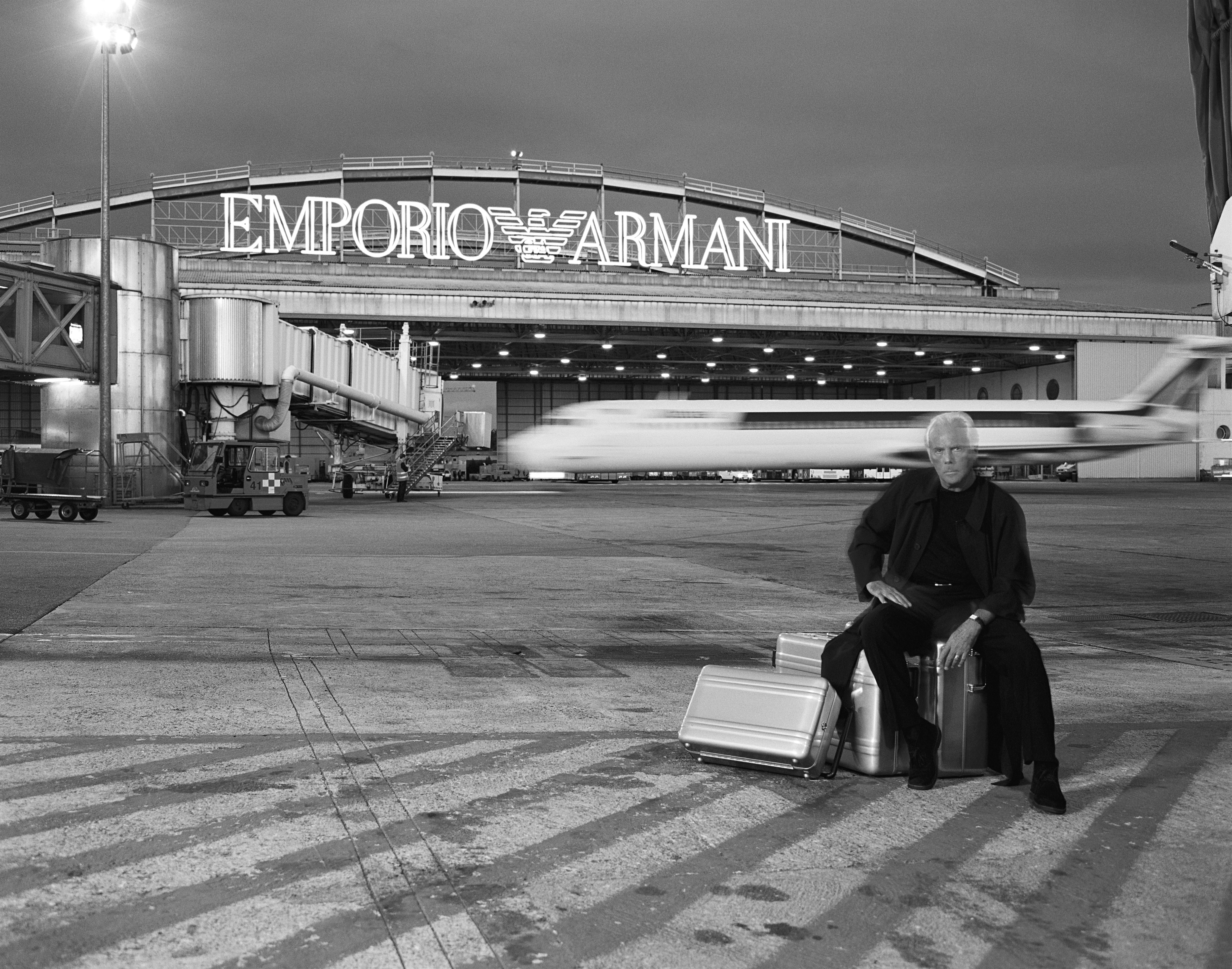 Emporio Armani Boarding: ecco cosa succederà all'Aeroporto di Linate -  Fashion Times