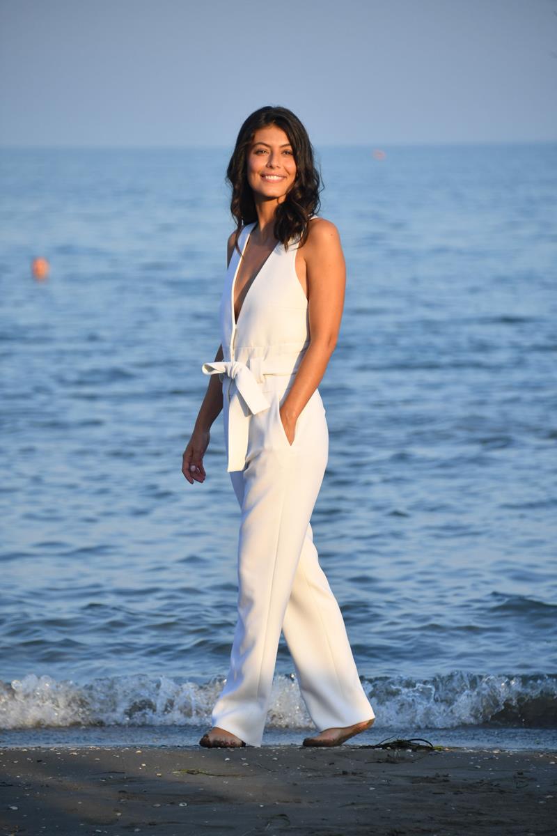 alessandra mastronardi look venezia mostra del cinema 