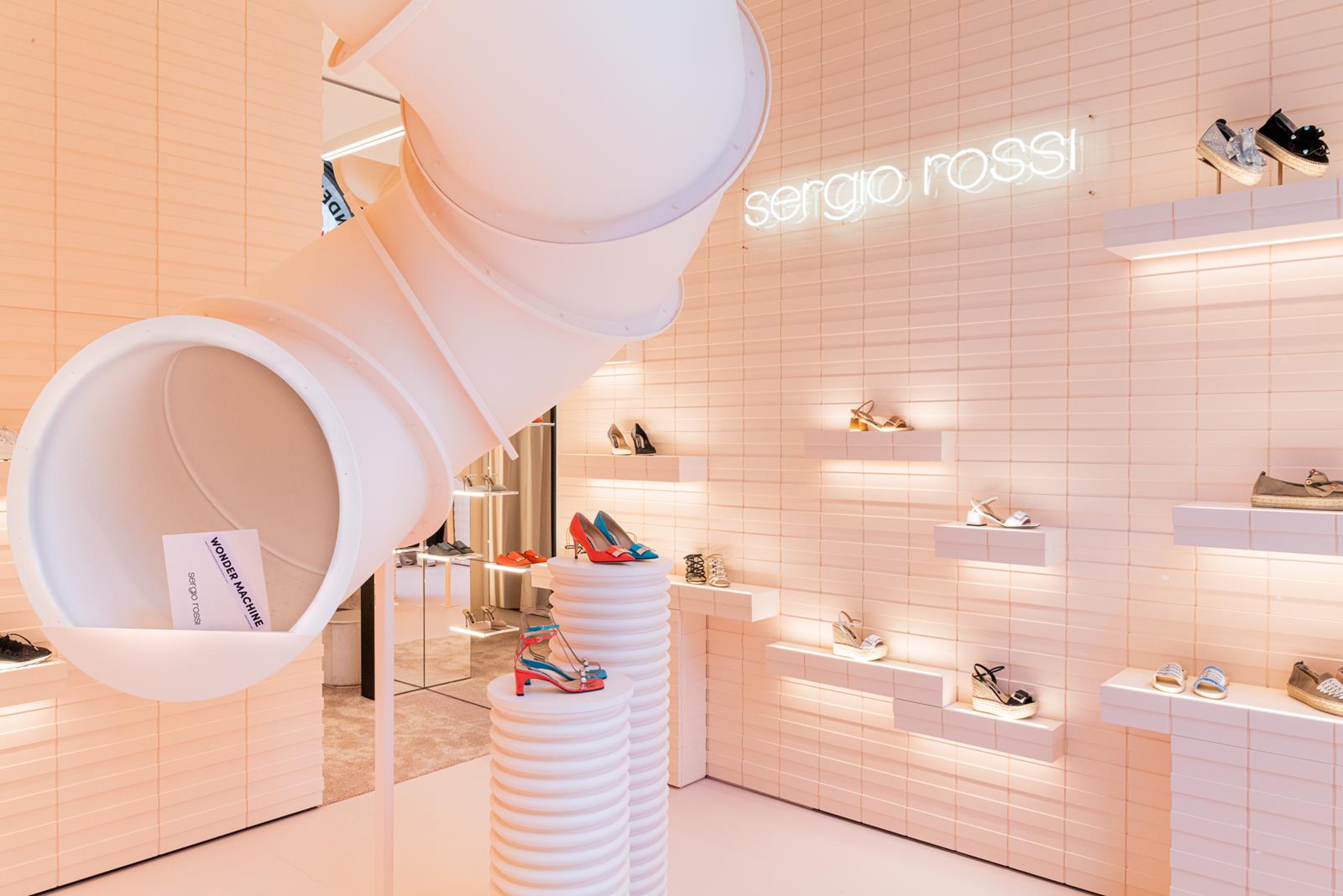 Sergio Rossi Pop Up Store Milano Wonder Machine